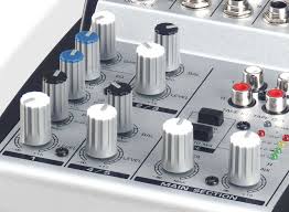 Gear for sale: Small recording studio items